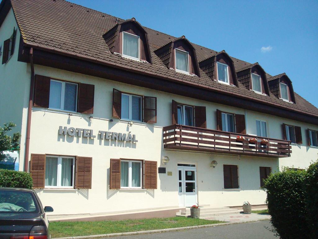 Hotel Termal Tiszaujvaros Ngoại thất bức ảnh
